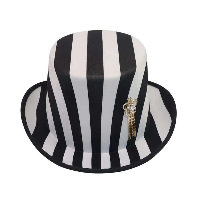 Chapeau de magicien à rayures noires et blanches avec pompon floral, à bord court, pour costumes, fê