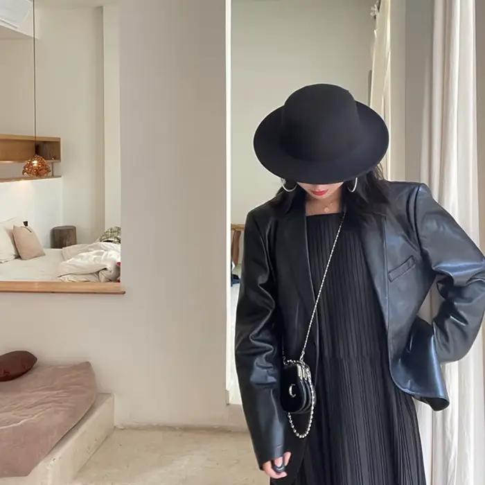 Chapeau plat rétro français pour femme, style Hepburn, à large bord, en feutre uni, pour l'église