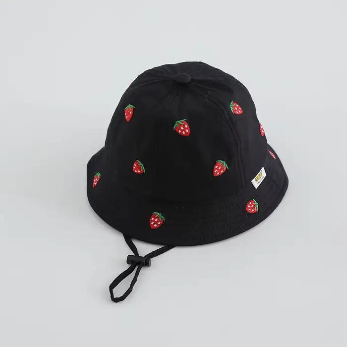 Chapeau de pêcheur pour fille avec broderie fraise 48-50cm, Nouvelle collection Printemps-Été, Casqu