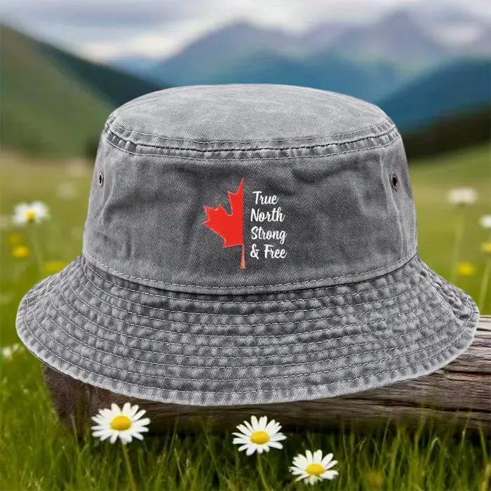 Un chapeau de pêcheur pour sports et loisirs de plein air, imprimé avec les mots « True North Strong