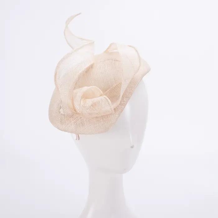 Chapeau en forme de larme pour femme, style britannique Sinamay Fascinator, béret Tam, chapeau de co