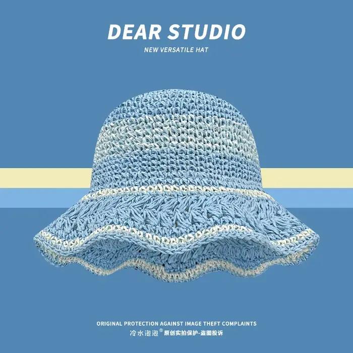 Chapeau de soleil en paille rayé bleu tendance pour femme, idéal pour le printemps et l'été, les vac