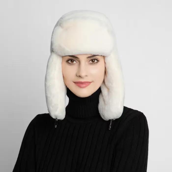 Chapeau pour femmes en fausse fourrure d'hiver avec rabat pour les oreilles, coupe-vent, doublé en p