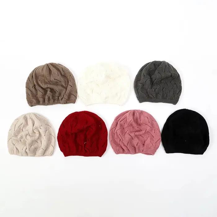 Béret tricoté ajouré pour femme