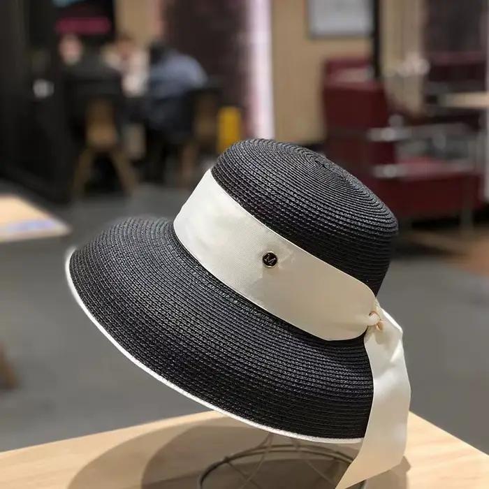 Chapeau de pêcheur rétro style Hepburn français