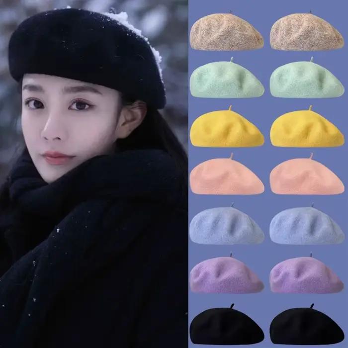 Bérets en laine colorée pour femmes