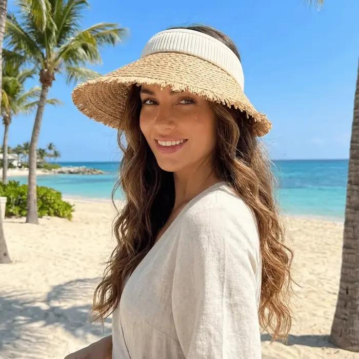 Chapeau de soleil d'été en paille tressée