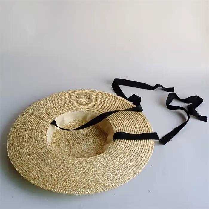 Chapeau de paille 100% avec fleurs artificielles