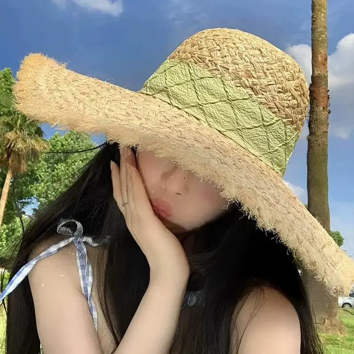 Chapeau de paille en raphia pour femmes