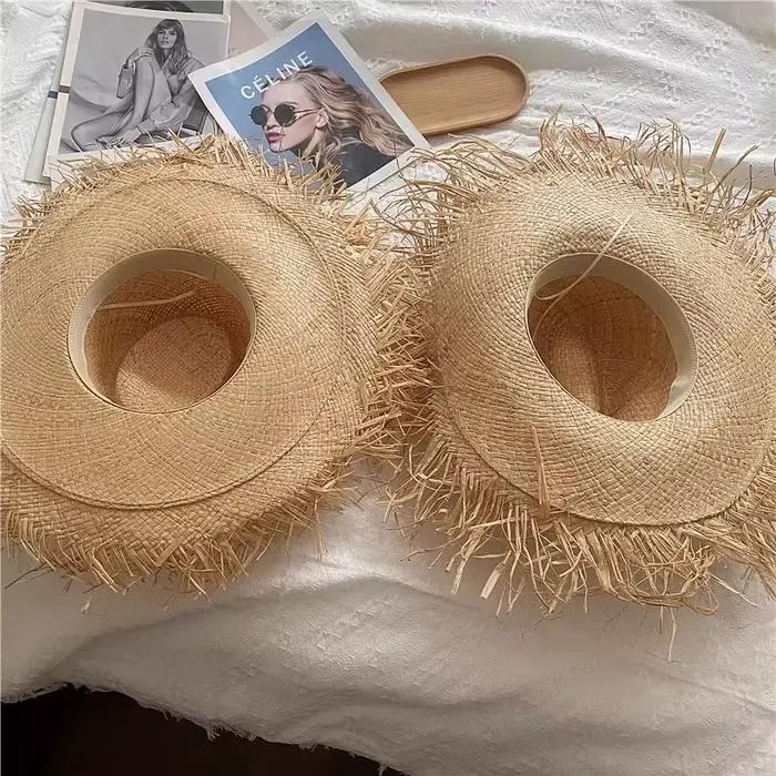Chapeau de paille en raphia