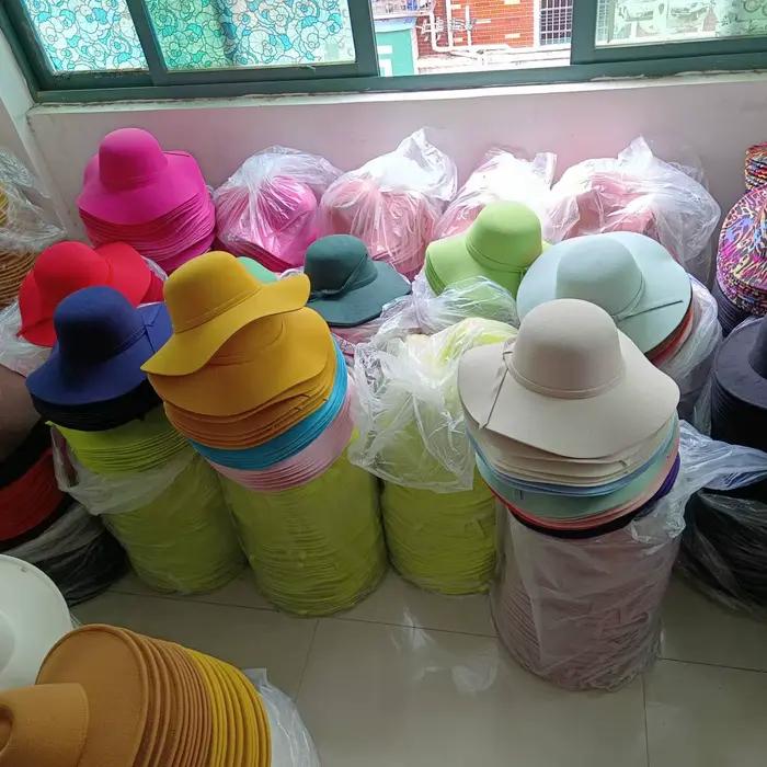 Chapeau dôme rose pour femme