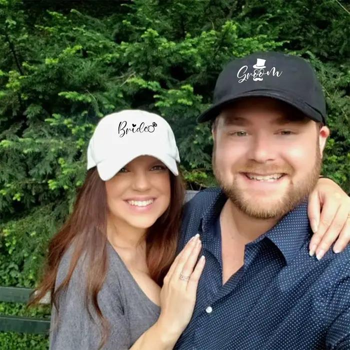 Chapeau de mariée et de marié