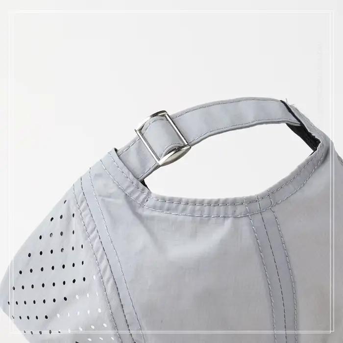 Une casquette à bord court pour hommes