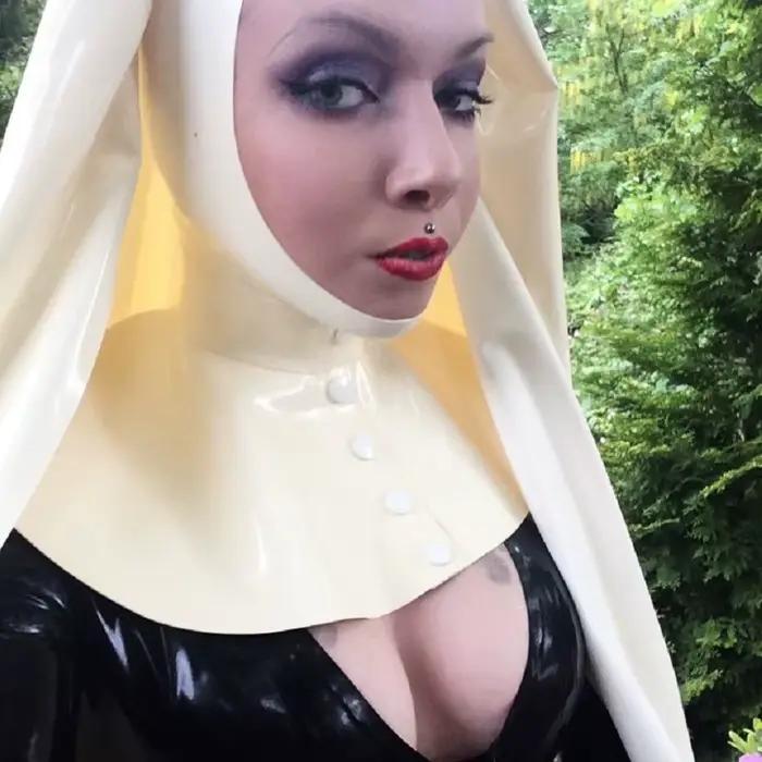Chapeaux en Latex Hijab à Capuche