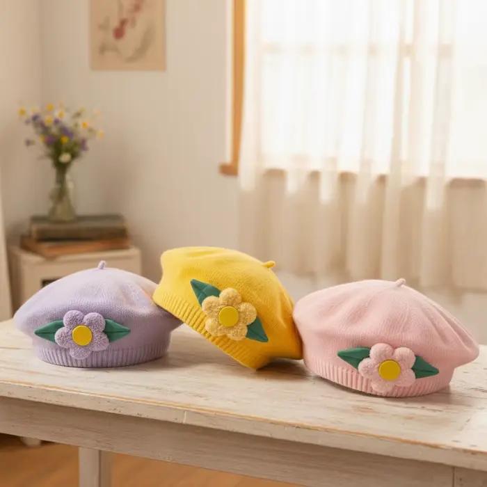 Nouveau béret fleuri pour bébé