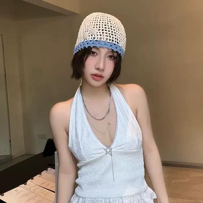 Chapeau en crochet rétro fait main à fleurs