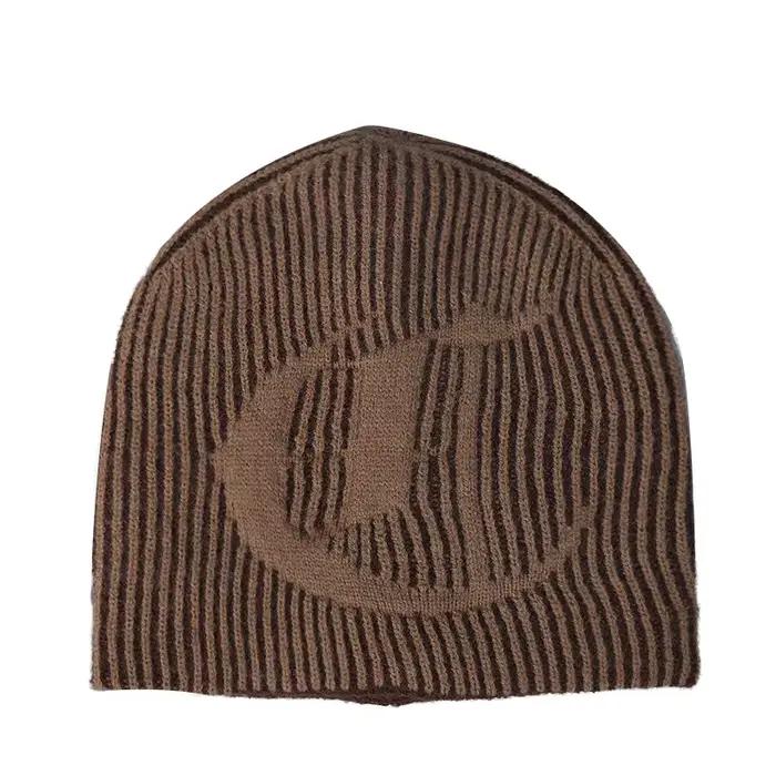 Casquette en laine tricotée avec lettres imprimées pour femmes