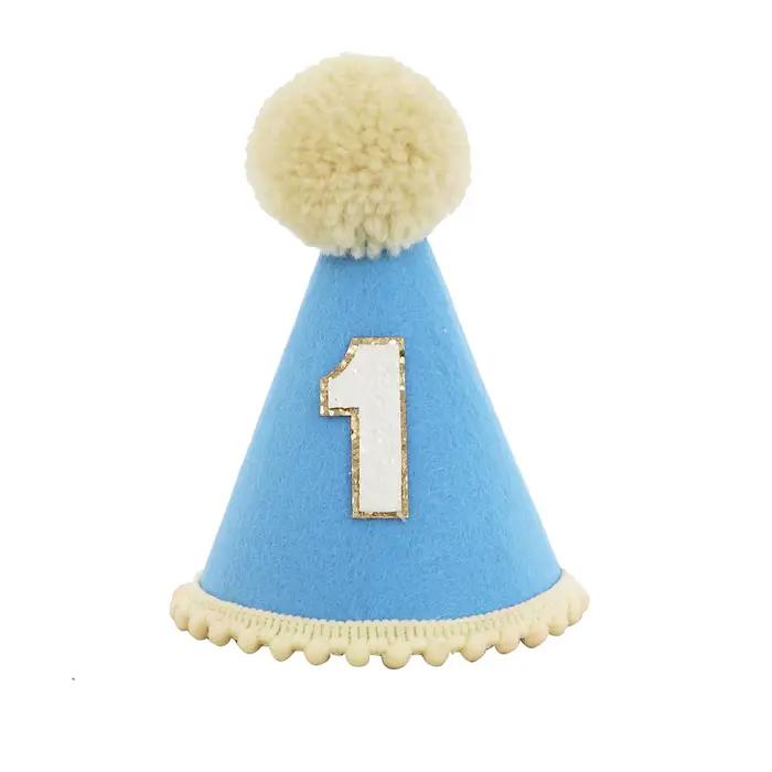 Chapeau de 1er anniversaire fait à la main