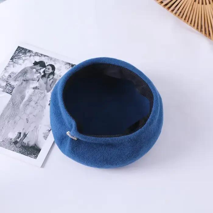 Béret en laine élégant pour femmes