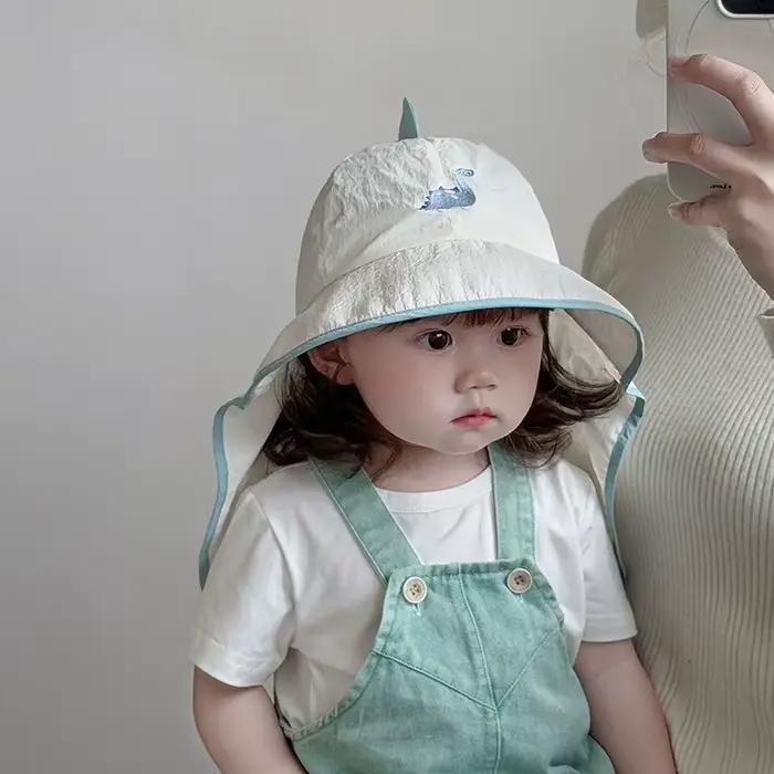 Casquette anti-UV pour bébé