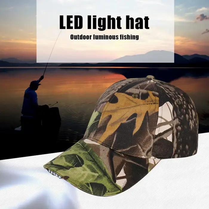 Casquette d'extérieur avec lampe de poche