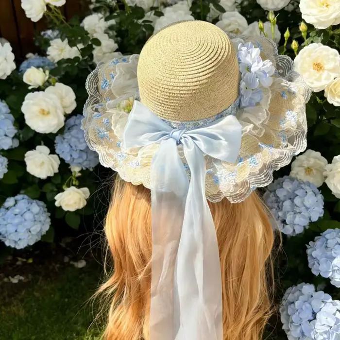 Chapeau de paille pour femme à motif floral