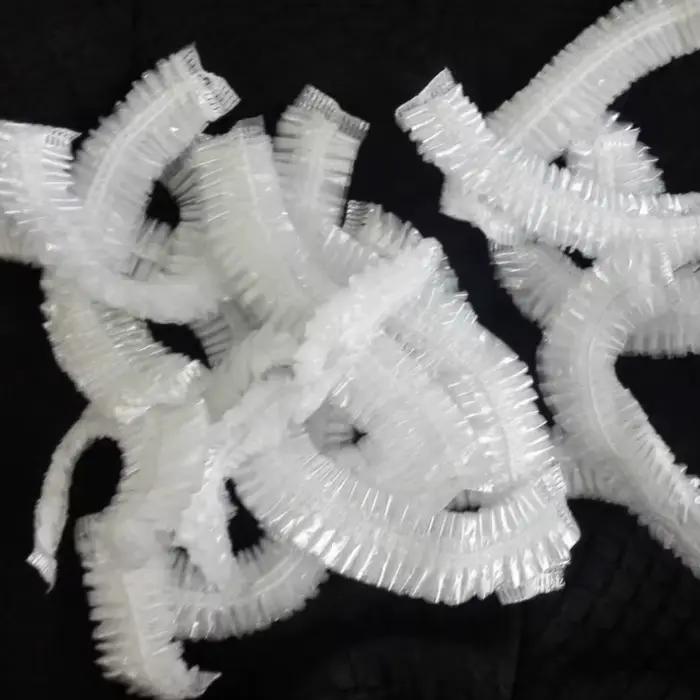 100 pièces élastique imperméable adultes douche bonnet de bain jetable Spa maison cheveux chapeau