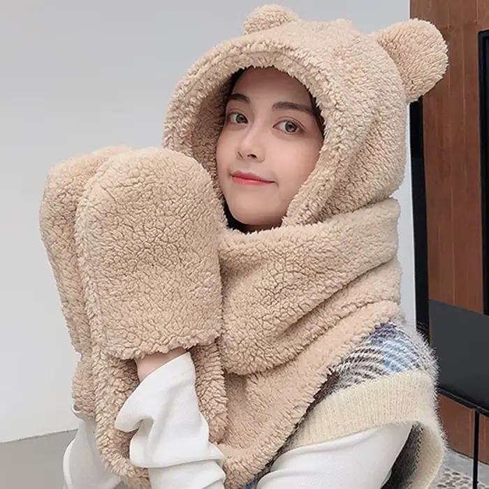 Chapeau en velours d'agneau pour femme