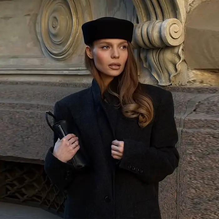 Chapeaux vintage à calotte rigide