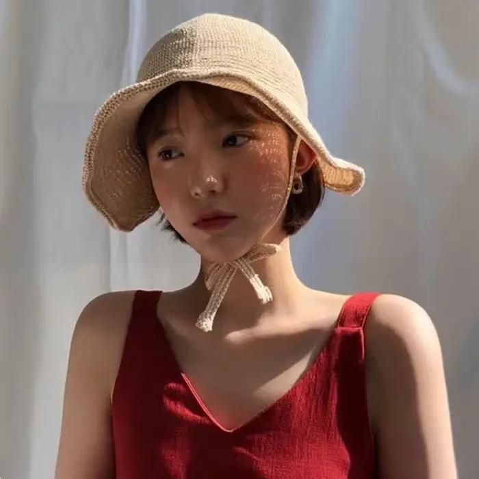 Bonnets de régence en paille de lin pour femmes