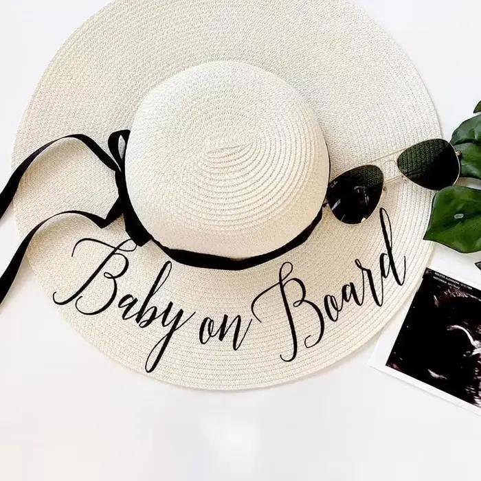 Chapeau de plage pour maman et maman