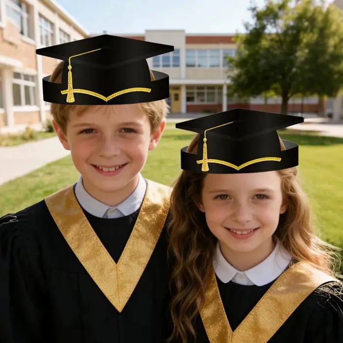 Lot de 10 chapeaux de graduation en carton 2026 avec pompon pour cérémonie et célébration – Bonnes félicitations