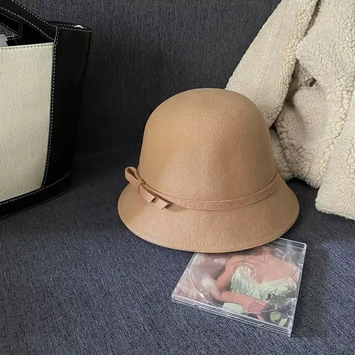 Chapeau formel en feutre style Hepburn