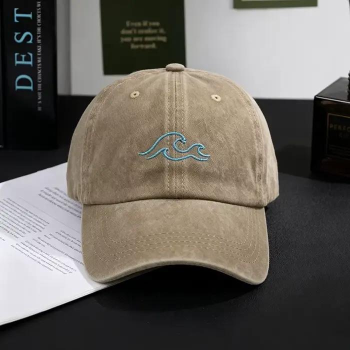 Casquette de baseball brodée effet vieilli