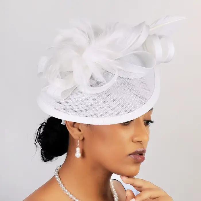 Chapeau élégant pour femme