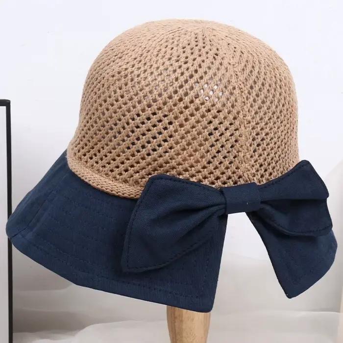 Chapeau de pêcheur au crochet avec nœud papillon