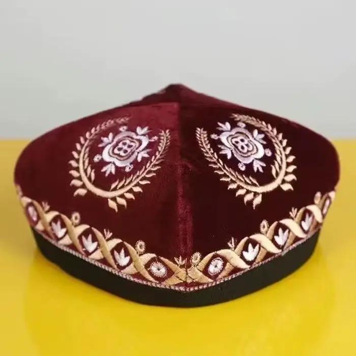 Casquettes ethniques kazakhes pour hommes