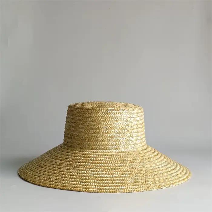 Chapeau d'été en paille