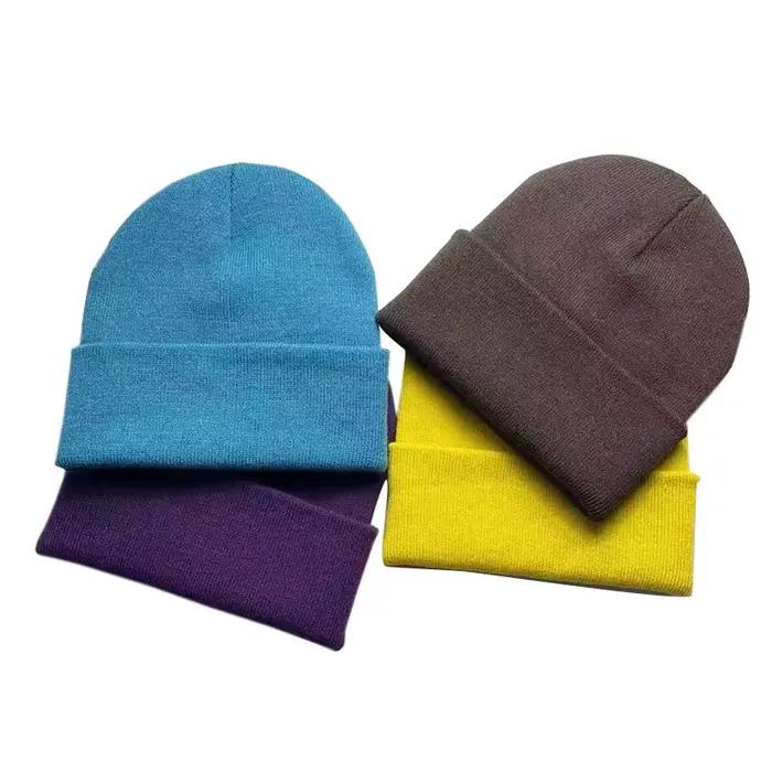 Chapeau froid uni tricoté de couleur unie