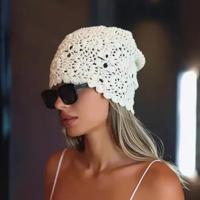 Bonnet tricoté à la main pour femme