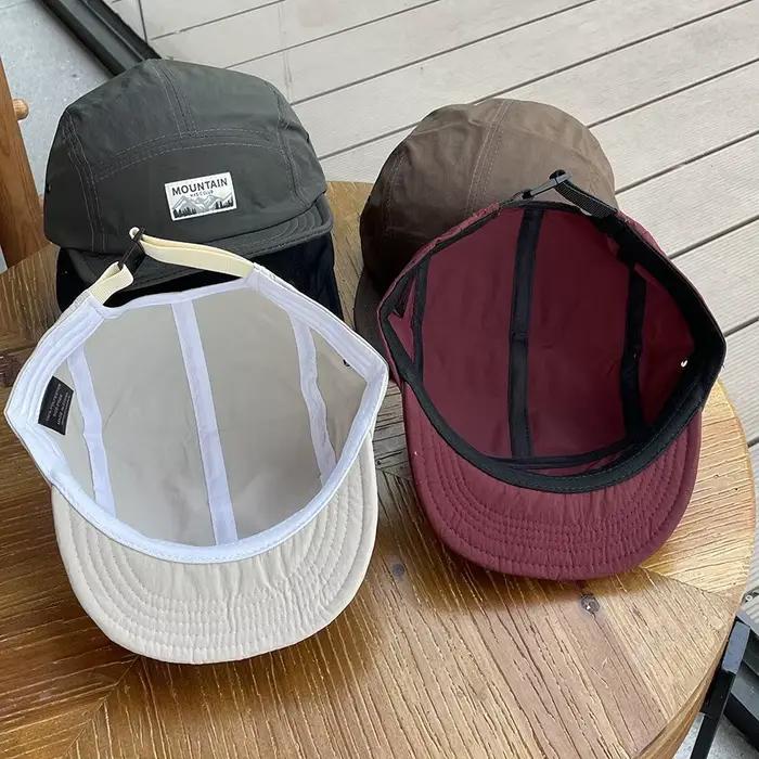 Chapeaux à visière pour hommes et femmes