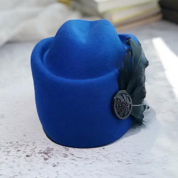 Chapeaux en laine de style royal pour femmes