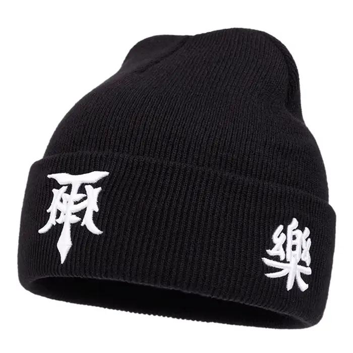 Nouveau Chapeau Tricoté 2026 Brodé T