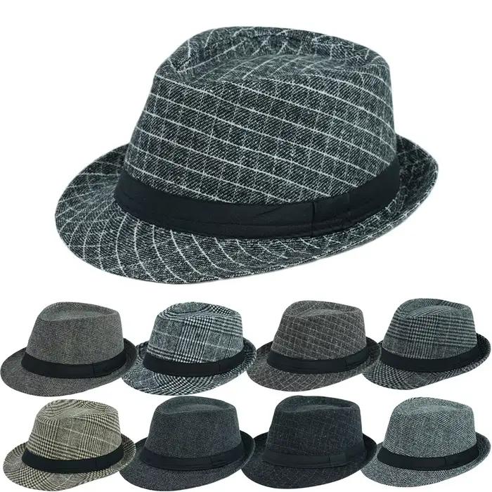 Chapeau de gentleman à carreaux en laine