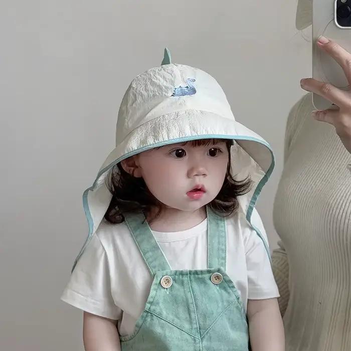 Casquette anti-UV pour bébé