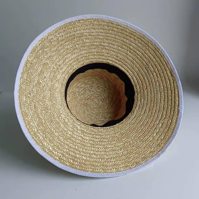 Chapeau d'été en paille rouge