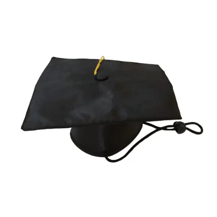 Chapeau de remise de diplôme