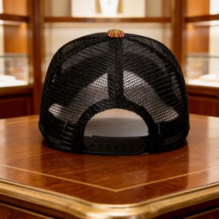 Casquette de baseball avec emblème national haïtien