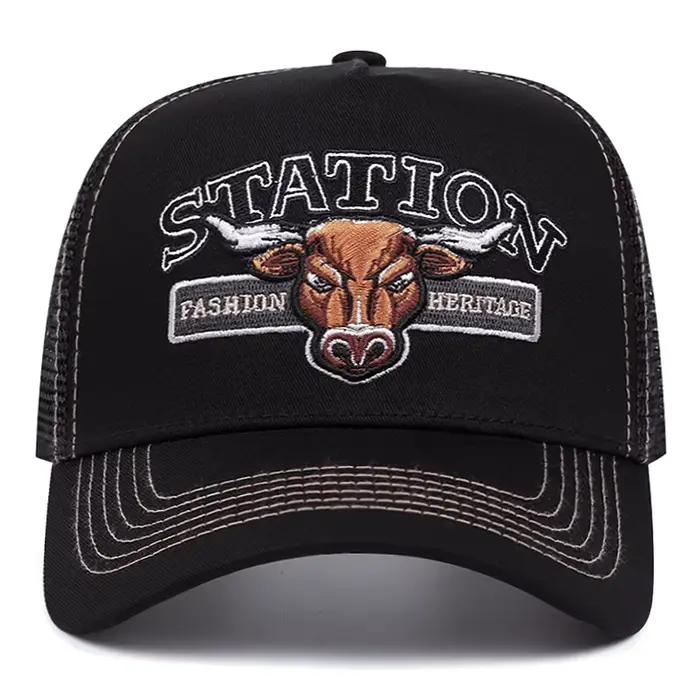 2025 New American Vintage Bull Head Trucker Hat Sun Protection Mesh Breathable Trendy Snapback Cap Hot Selling