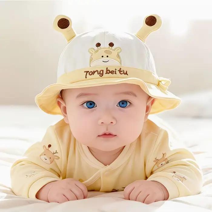 Chapeau de pêcheur brodé avec dessin animé pour bébé